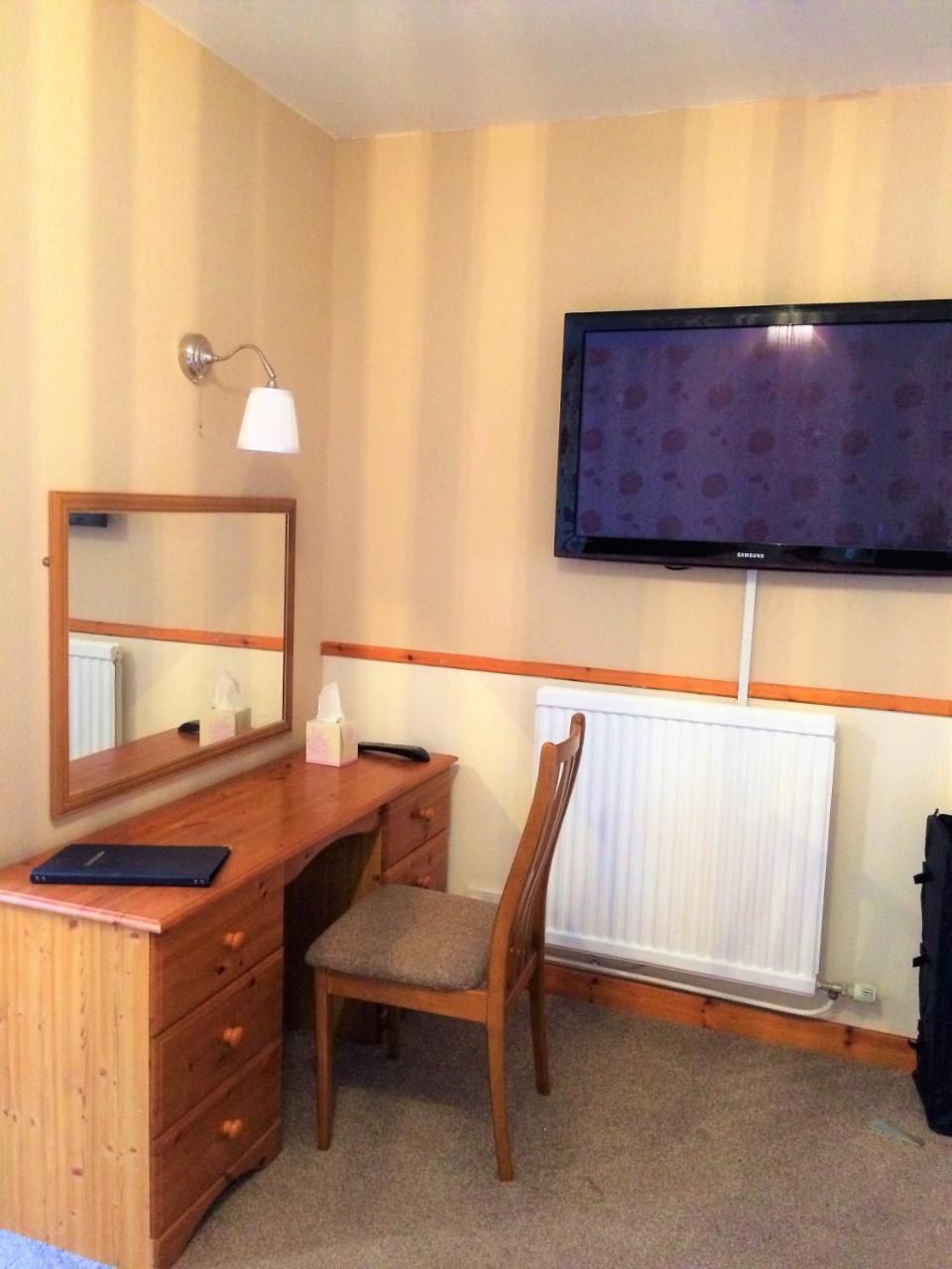 Family Room,768767695:JPEG